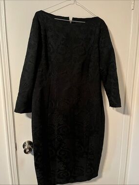 Women's Black Jacquard Long Sleeve Sheath Dress